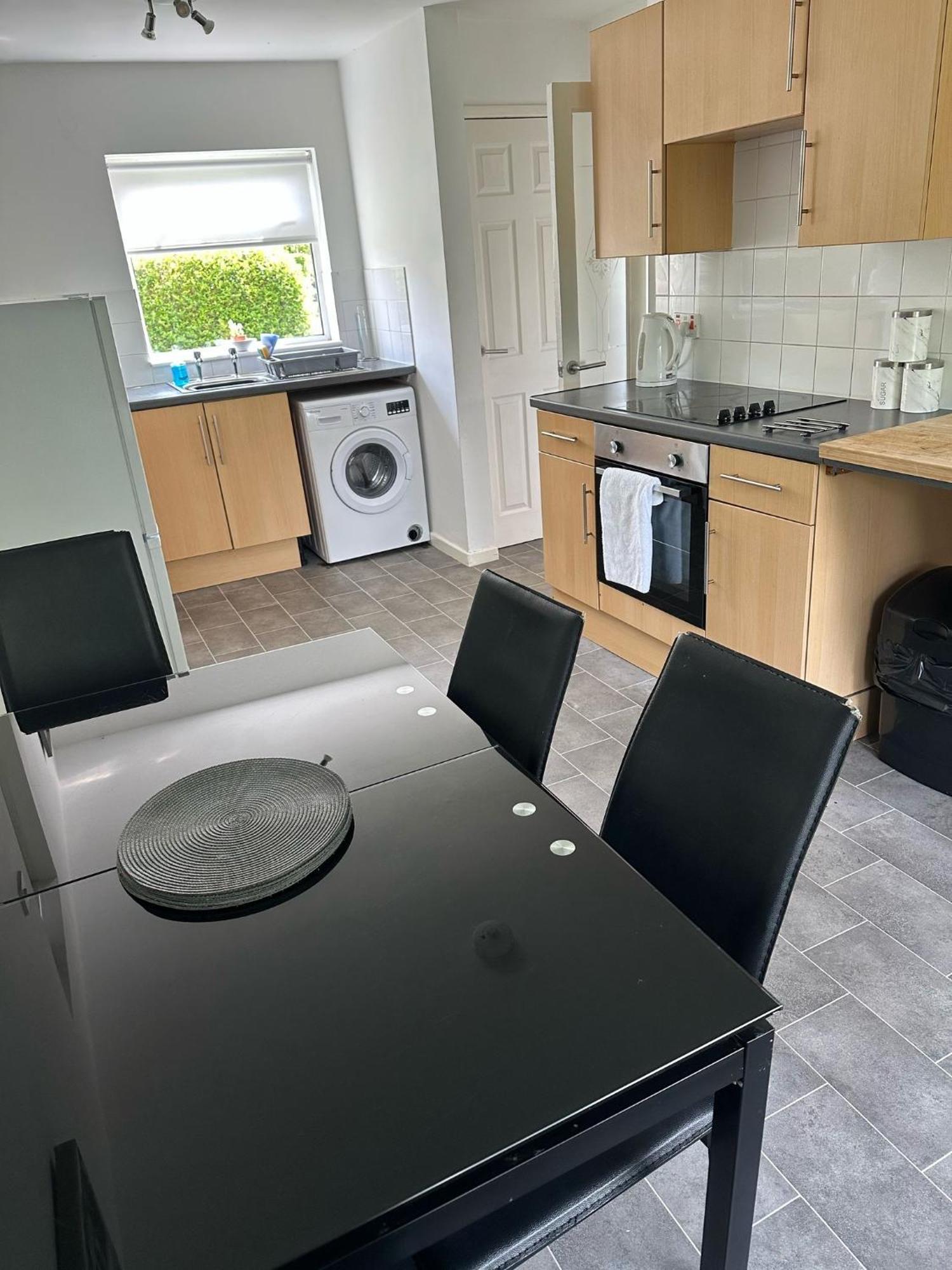 House Number 8 Sleeps Up To 6 People With Smart Tvs In Every Room Wellington  Exterior foto